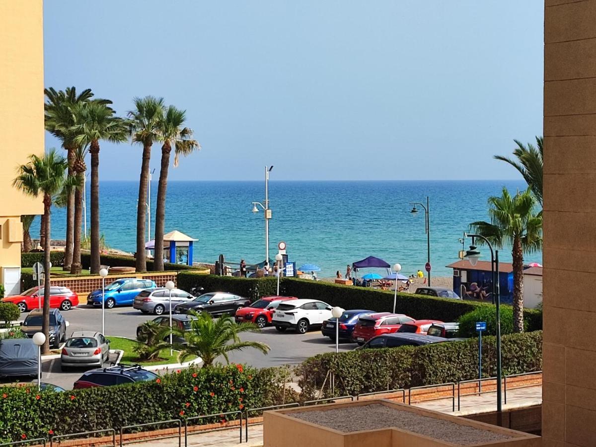 Casa Playa Guadalmar, Beautiful Apartment In Front Of The Sea, Wifi, Ac, Smart Tv, Private Parking Malaga Zewnętrze zdjęcie