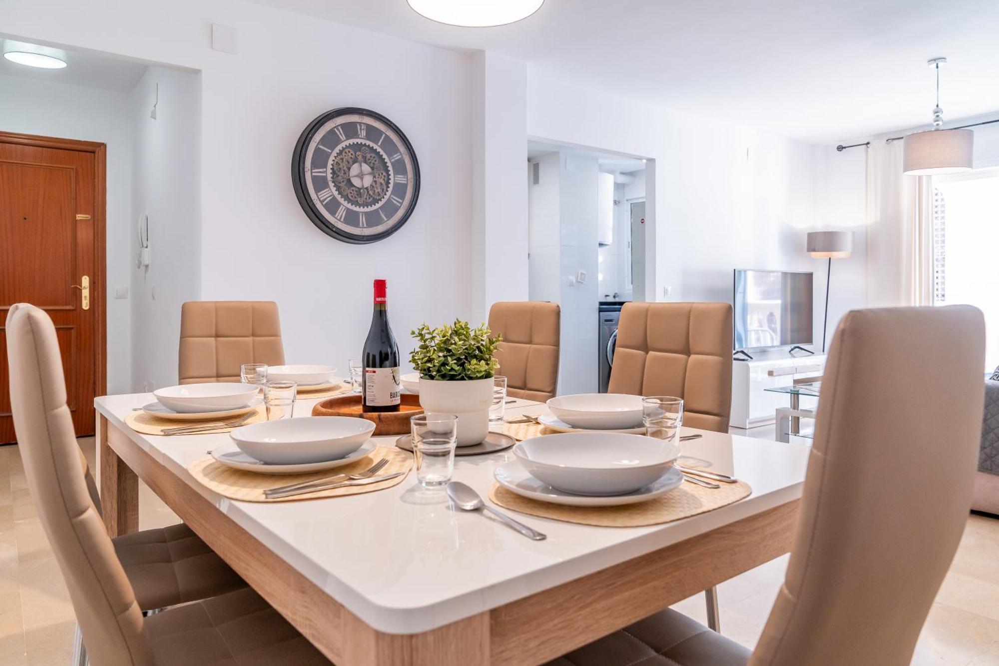Casa Playa Guadalmar, Beautiful Apartment In Front Of The Sea, Wifi, Ac, Smart Tv, Private Parking Malaga Zewnętrze zdjęcie